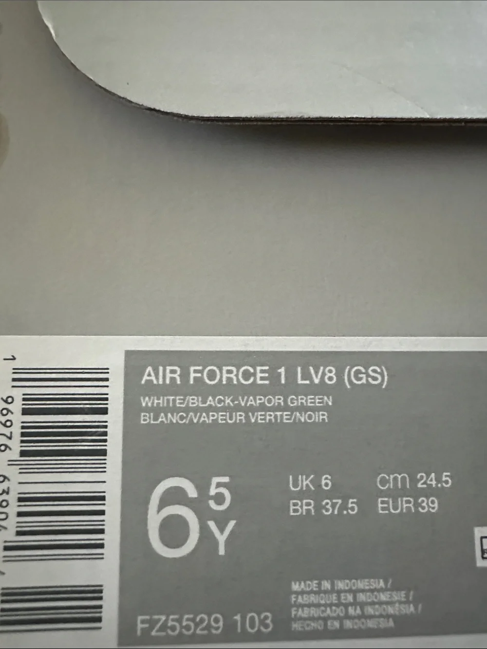 Nike Air Force 1LV8 size 6.5